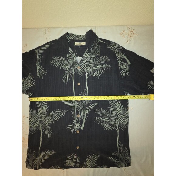 Tommy Bahama 100% Silk‎ Short Sleeve Shirt Button, Hawaiian, Kapalua Mens Medium - Picture 3 of 5